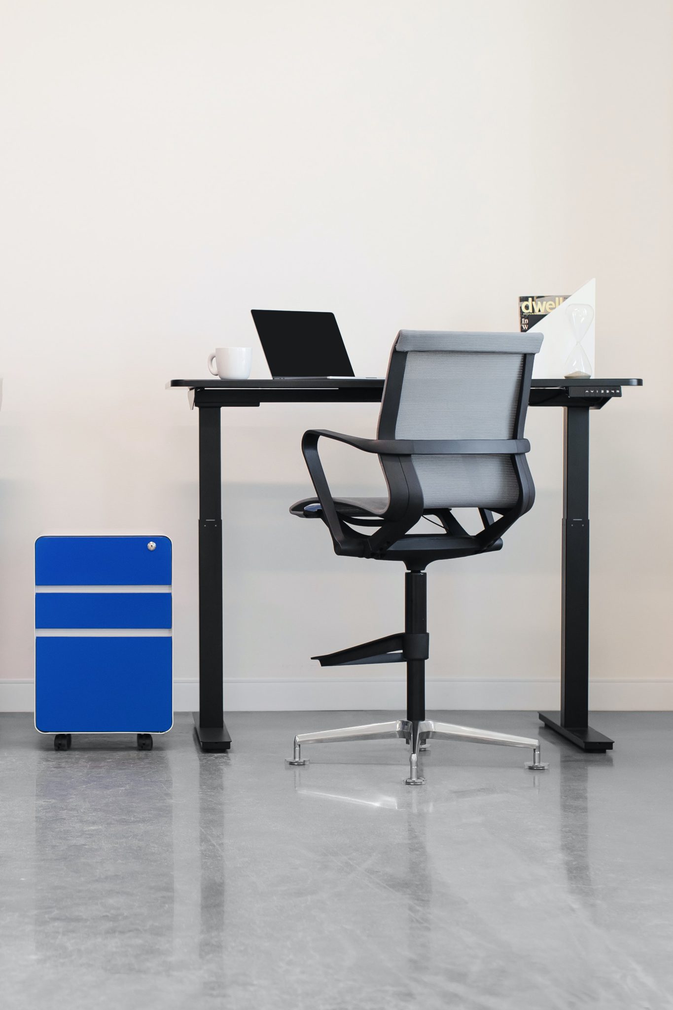 Guide To Getting The Best Office Desks Height Adjustable In 2021 Welp