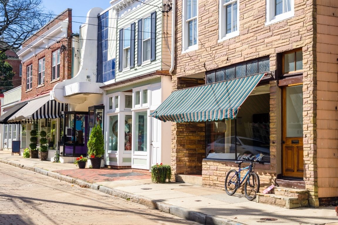 How To Improve Your Storefront’s Curbside Appeal