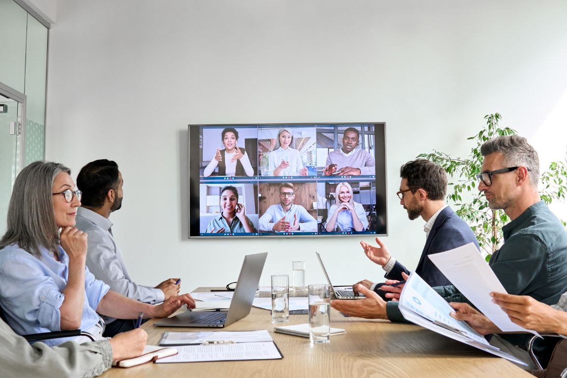 4 Ways To Enhance Your Business Meeting Strategies